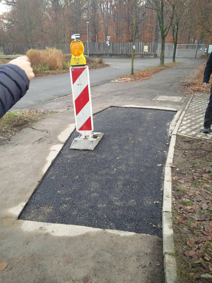 Foto: Eine von 3 Reparaturstellen des Leerrohrs.